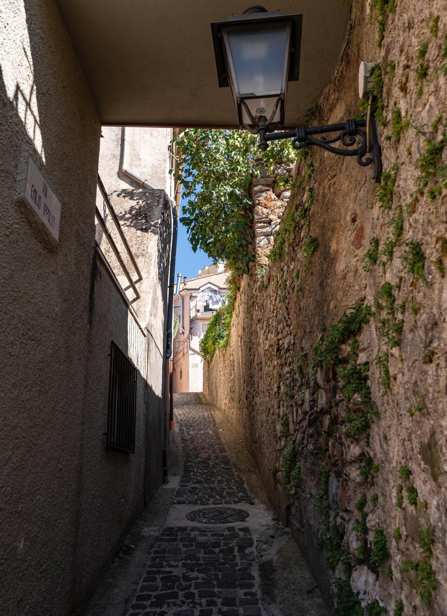 Piazza Laurino Apartments Basic Excursions Alto Cilento Pellegrinaggio Giubilare Exteriér fotografie