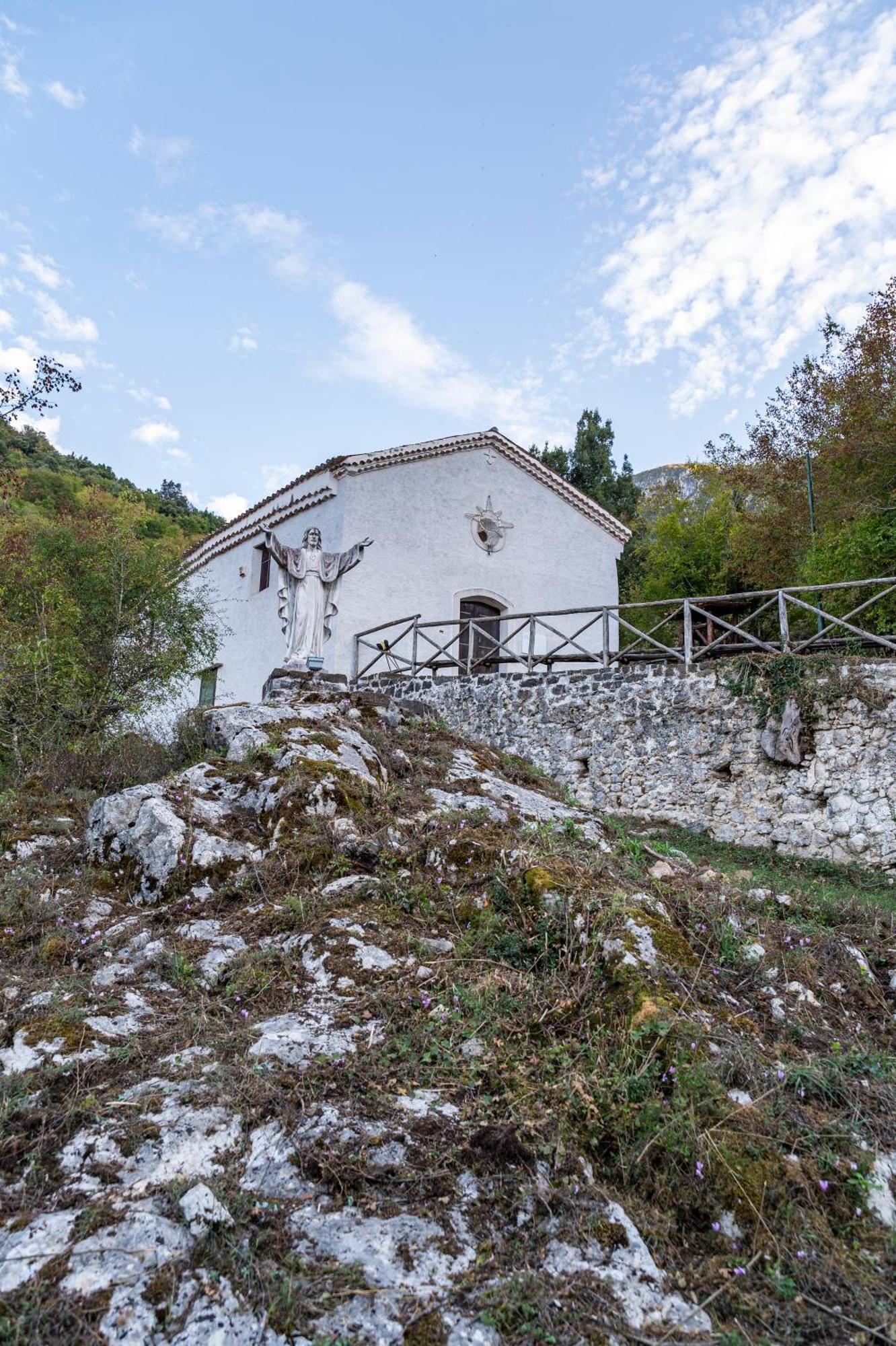 Piazza Laurino Apartments Basic Excursions Alto Cilento Pellegrinaggio Giubilare Exteriér fotografie